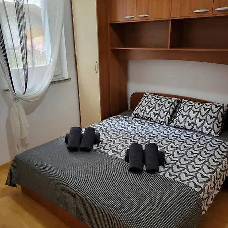 Apartma Dolores Vodnjan Exterior foto